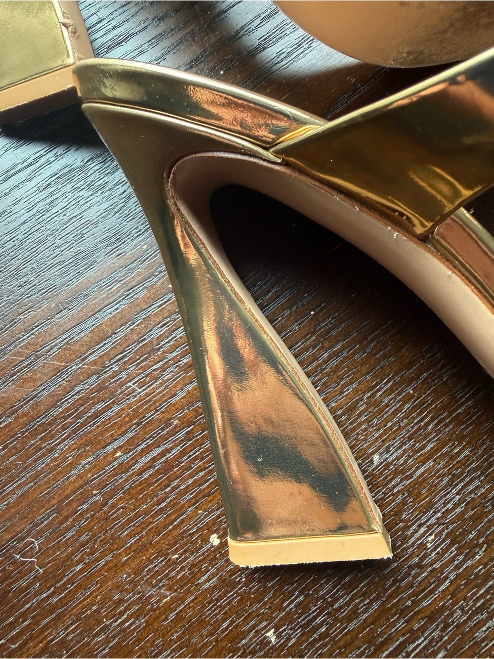 Gianvito Rossi Aura sandal in gold metallic size 38 - Picture 9 of 13